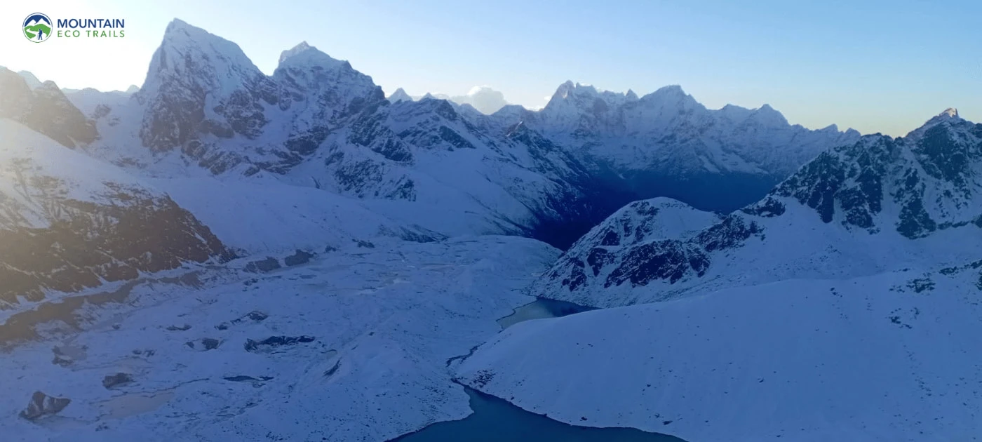Gokyo Ri Hike Viewpoint