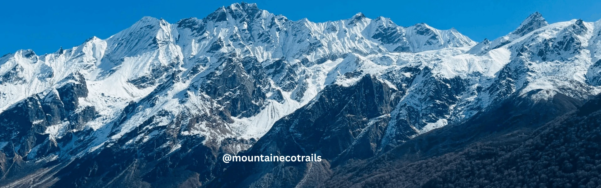 Himalayans Views, a reasons to go on the Langtang Trek