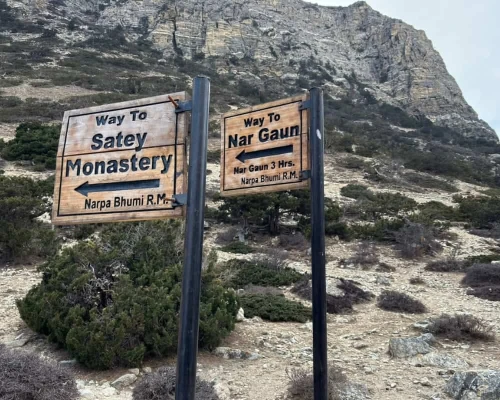 Nar Phu Trek Route Sign