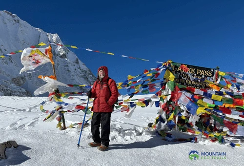 Trekker during the Short Manaslu Circuit Trek